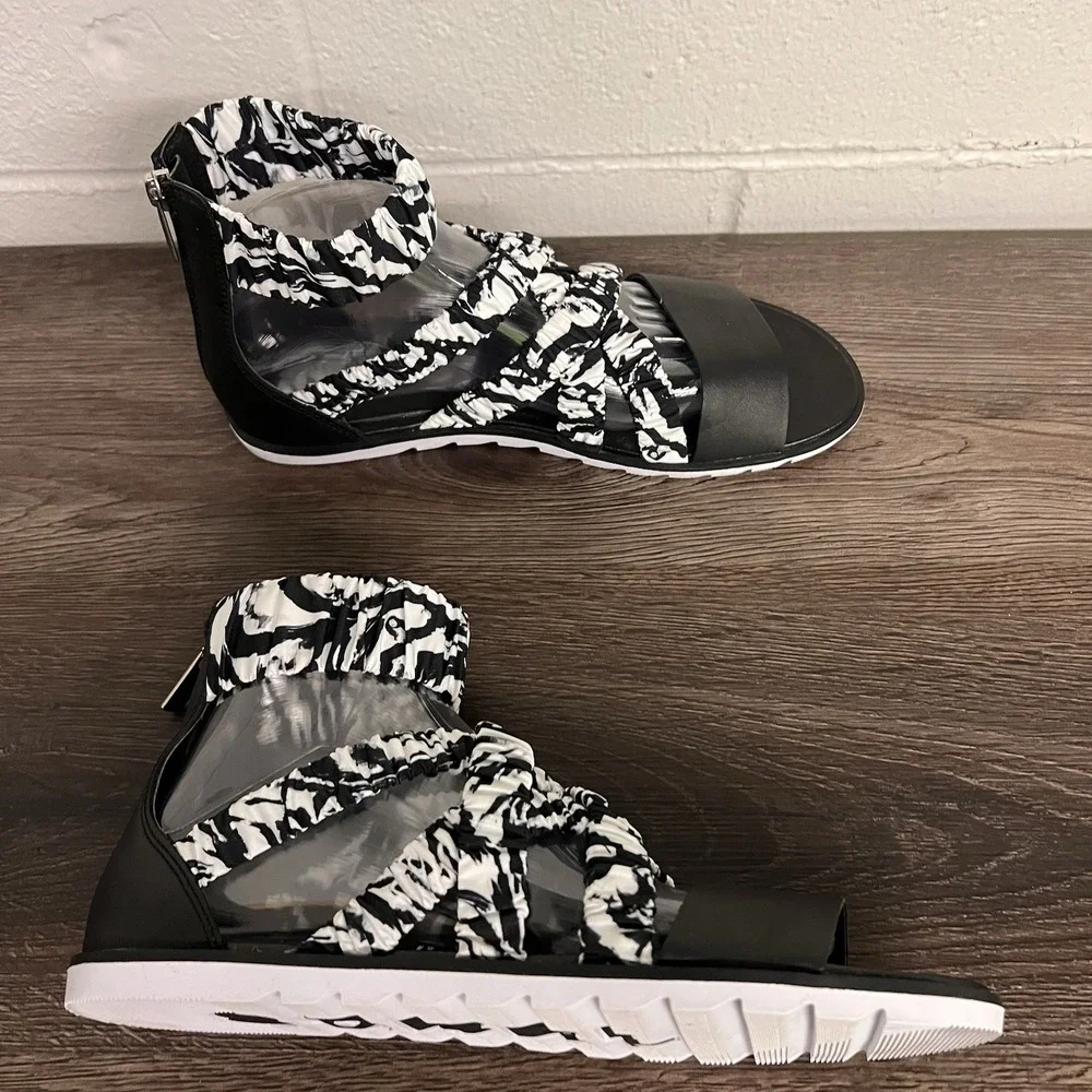 Sorel Ella II Ankle Strap Sandal Leather White Black Size 9.5 - Picture 2 of 13